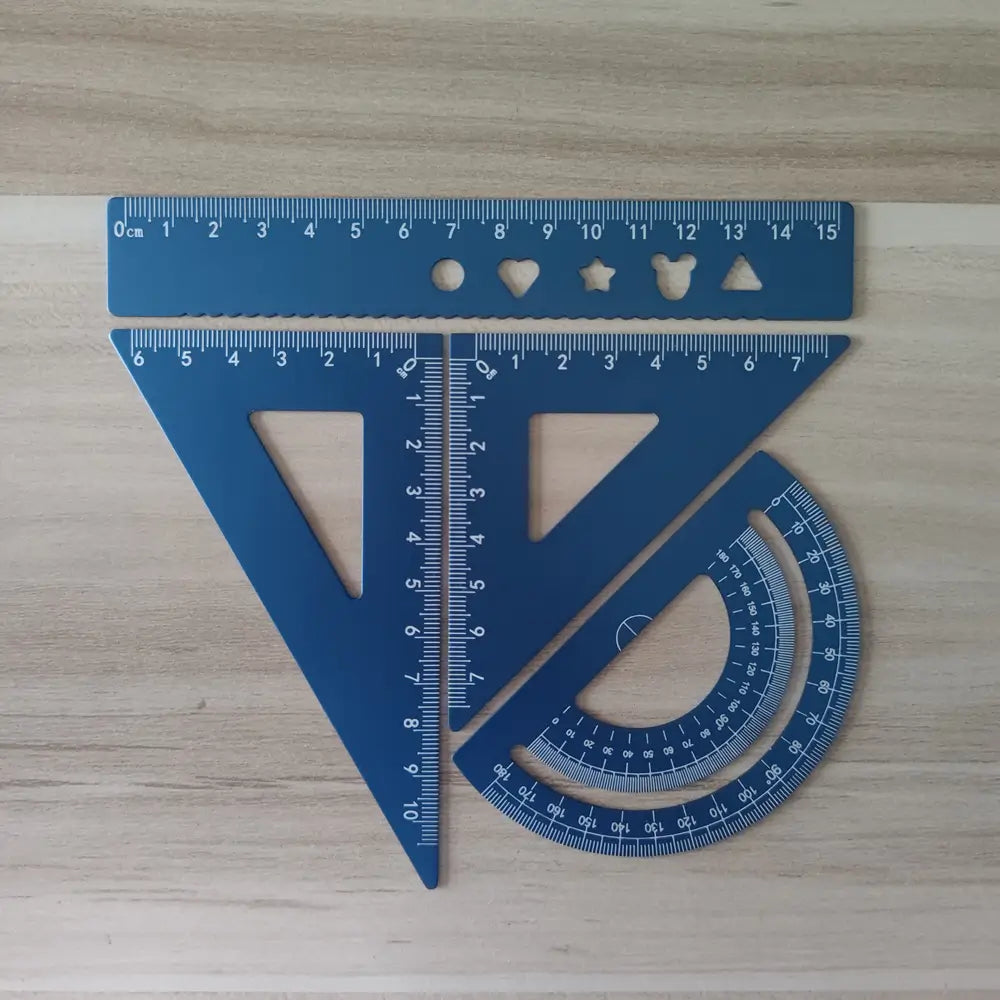 Engrave names on the ruler.Customize ruler