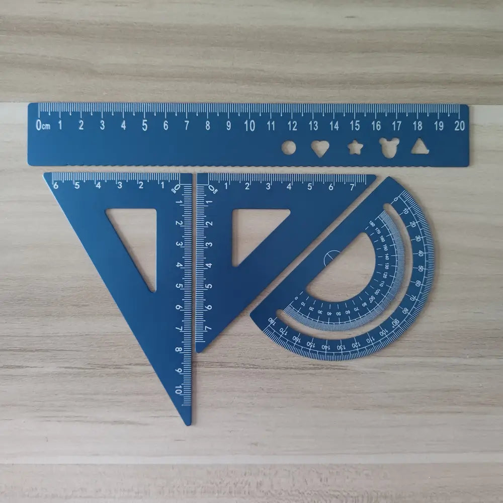 Engrave names on the ruler.Customize ruler