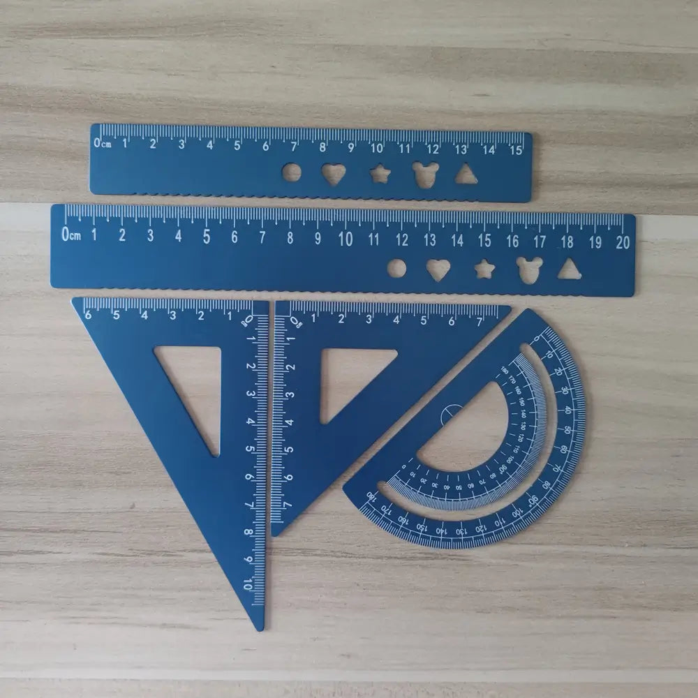 Engrave names on the ruler.Customize ruler