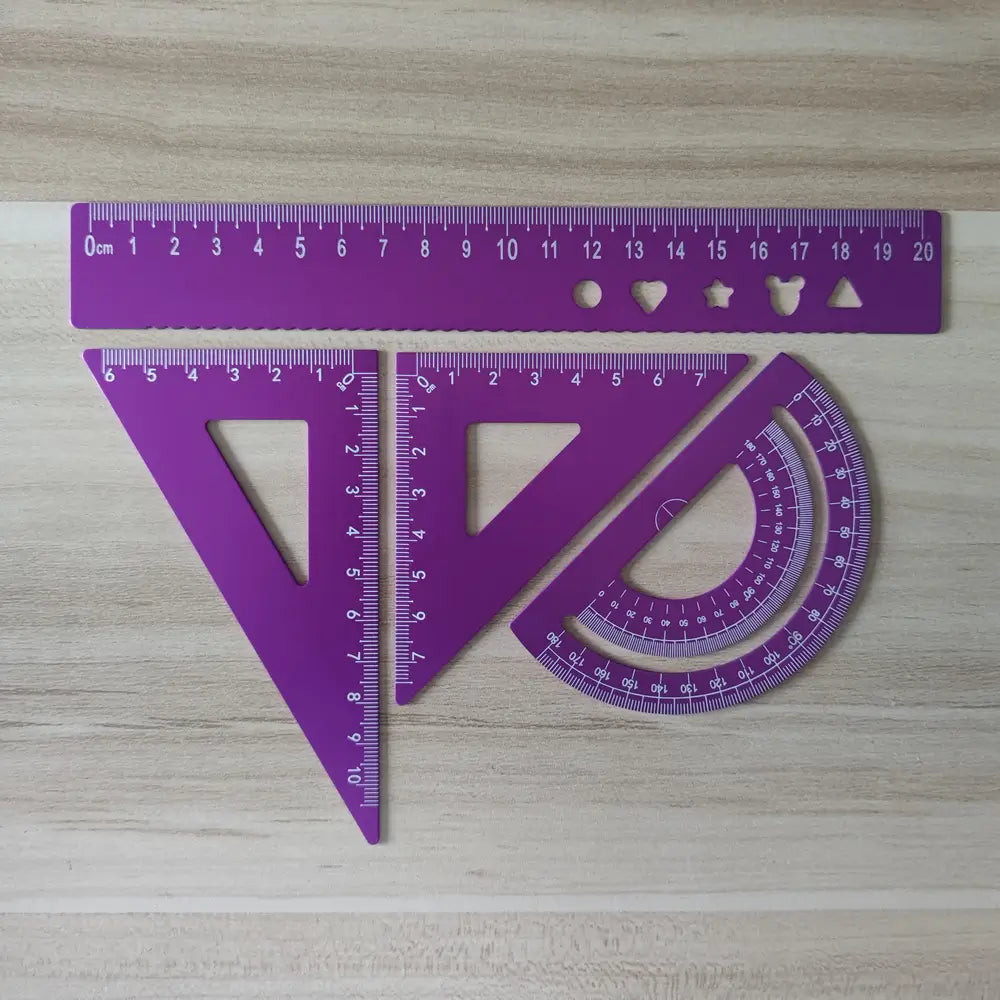 Engrave names on the ruler.Customize ruler