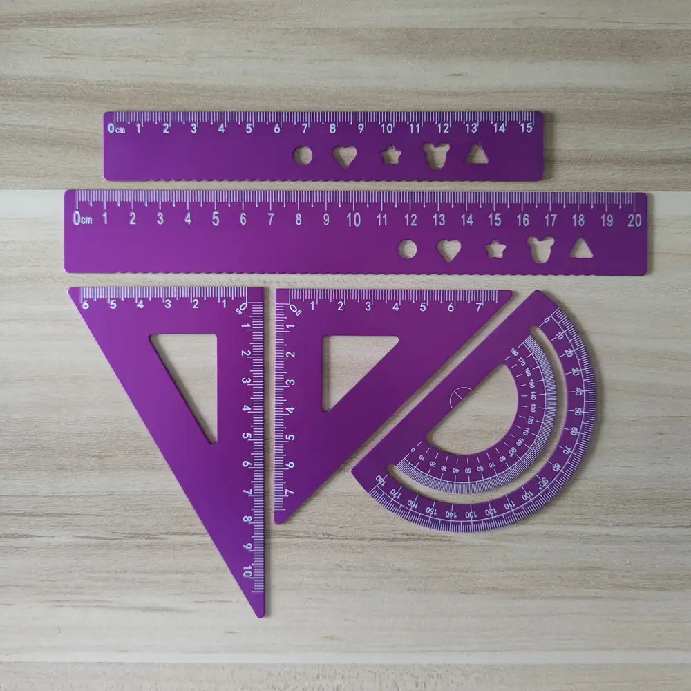 Engrave names on the ruler.Customize ruler